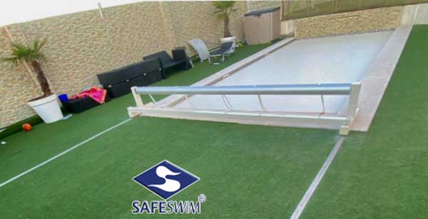 Modèle TENERIFE volet pour piscine hors-sol